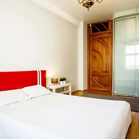 Aparthotel Capital Aparton *