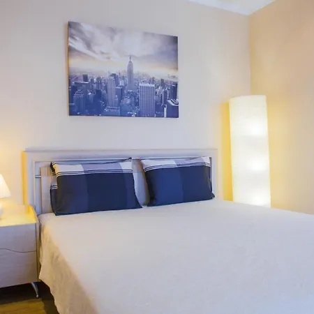 Capital Aparton Aparthotel *